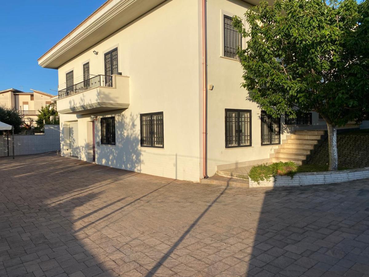 Alloggio Turistico Villa Camelia Lavinio Anzio Eksteriør billede